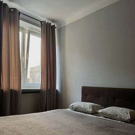 K22 Andersa 12 M Ratusz Arsenal Apartment Warsaw Luaran gambar